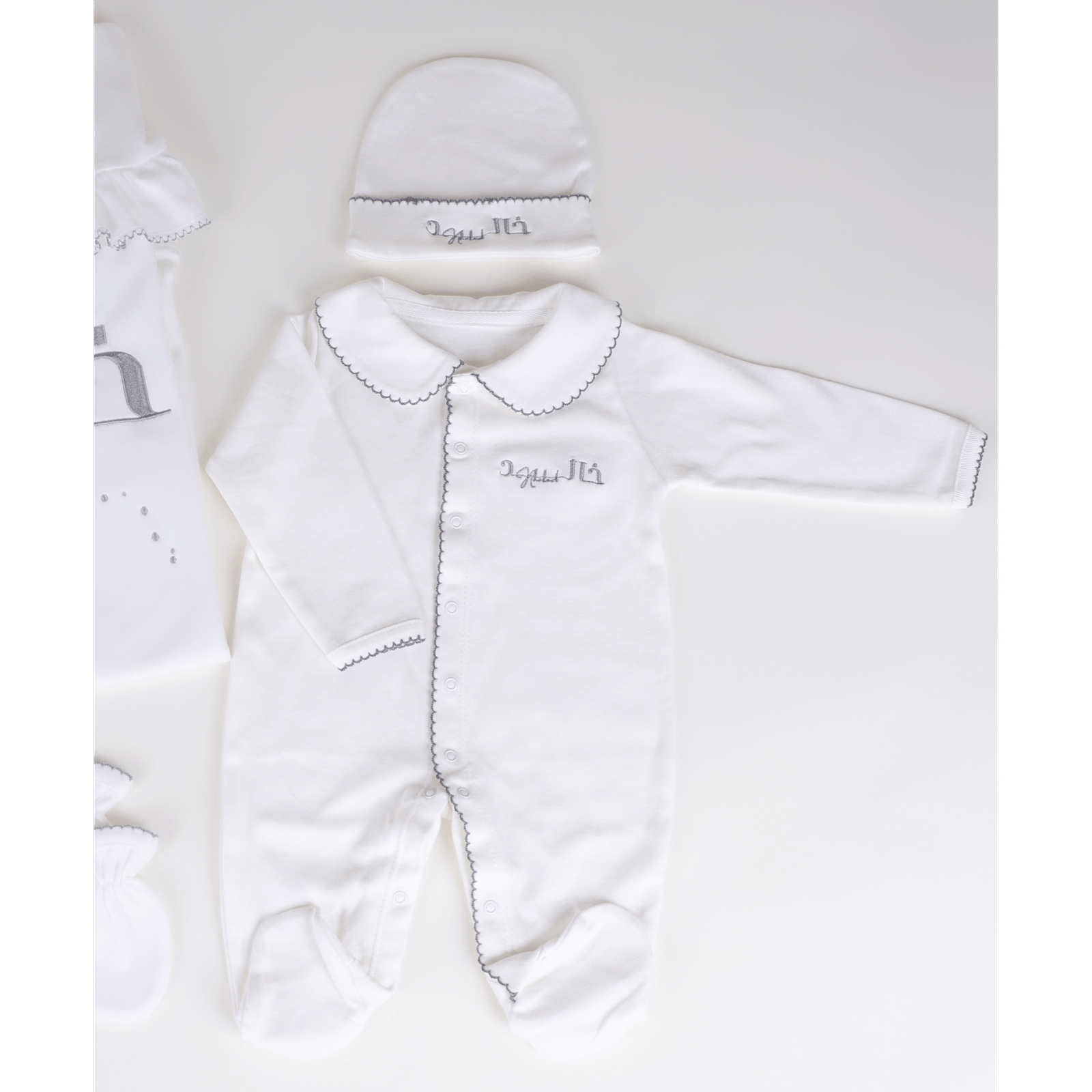 Gray Newborn Set – 5 Pieces - Image 3