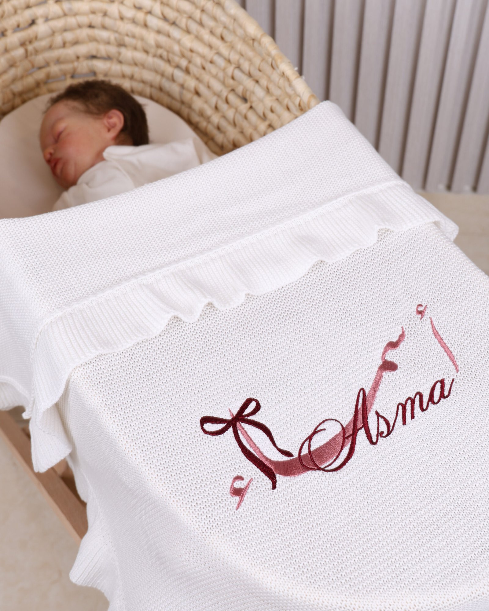 5- White Bow Blanket